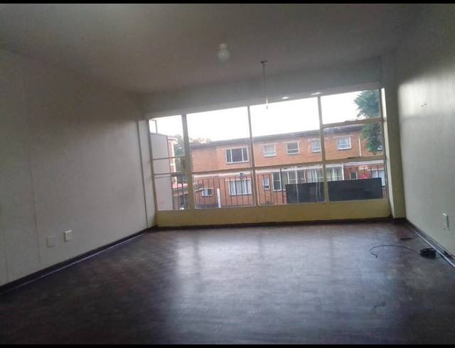 2 BEDROOM PROPERTY TO RENT IN FLORIDA PARK